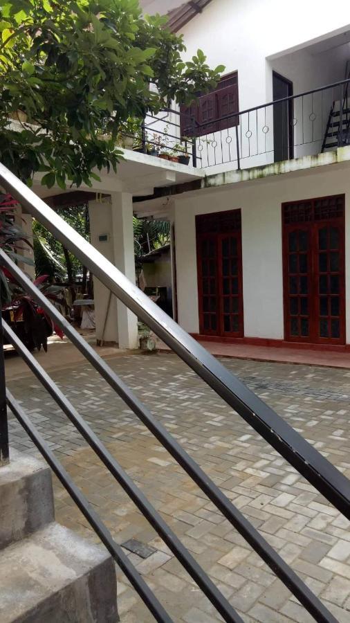 Wind Breeze Inn Anuradhapura Exterior foto