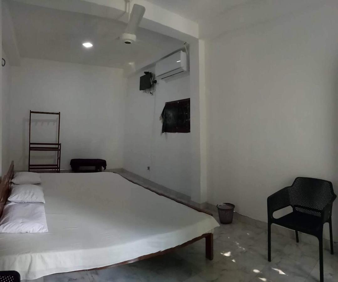Wind Breeze Inn Anuradhapura Exterior foto